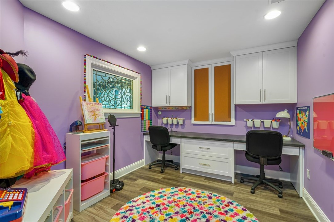909 Big Bear Court