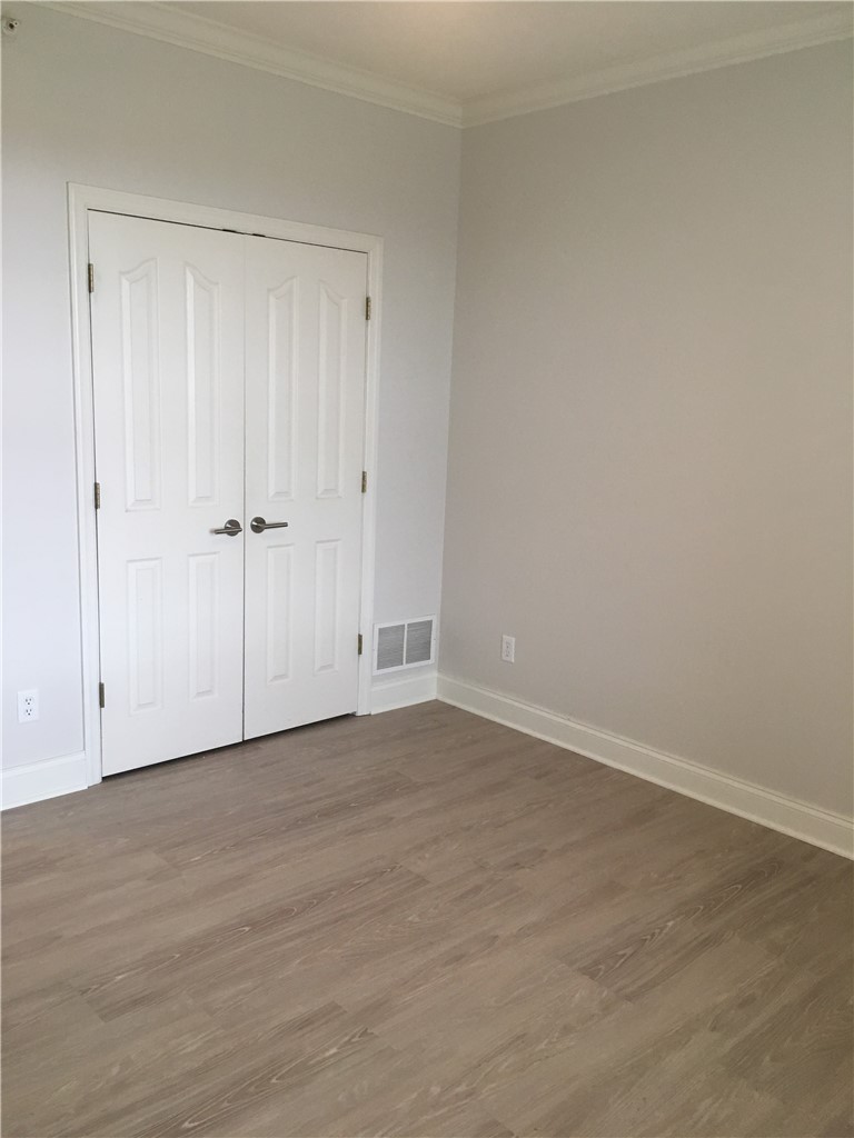 219 Adams Pointe Blvd 11