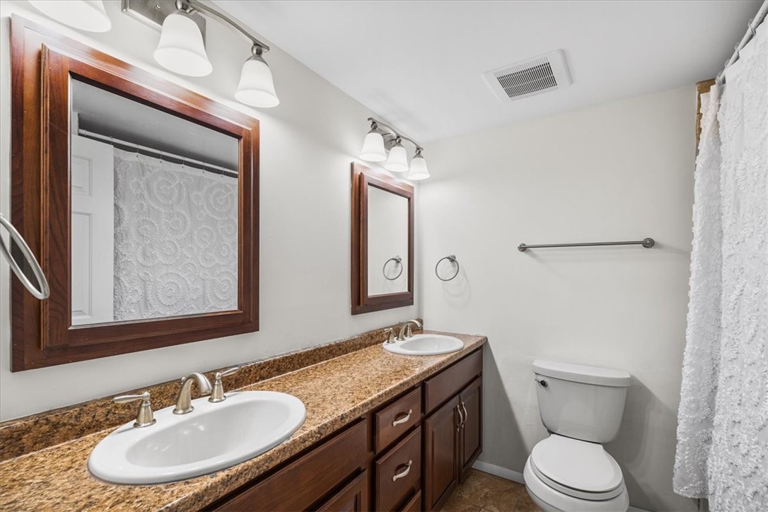 121 Clearbrook Dr