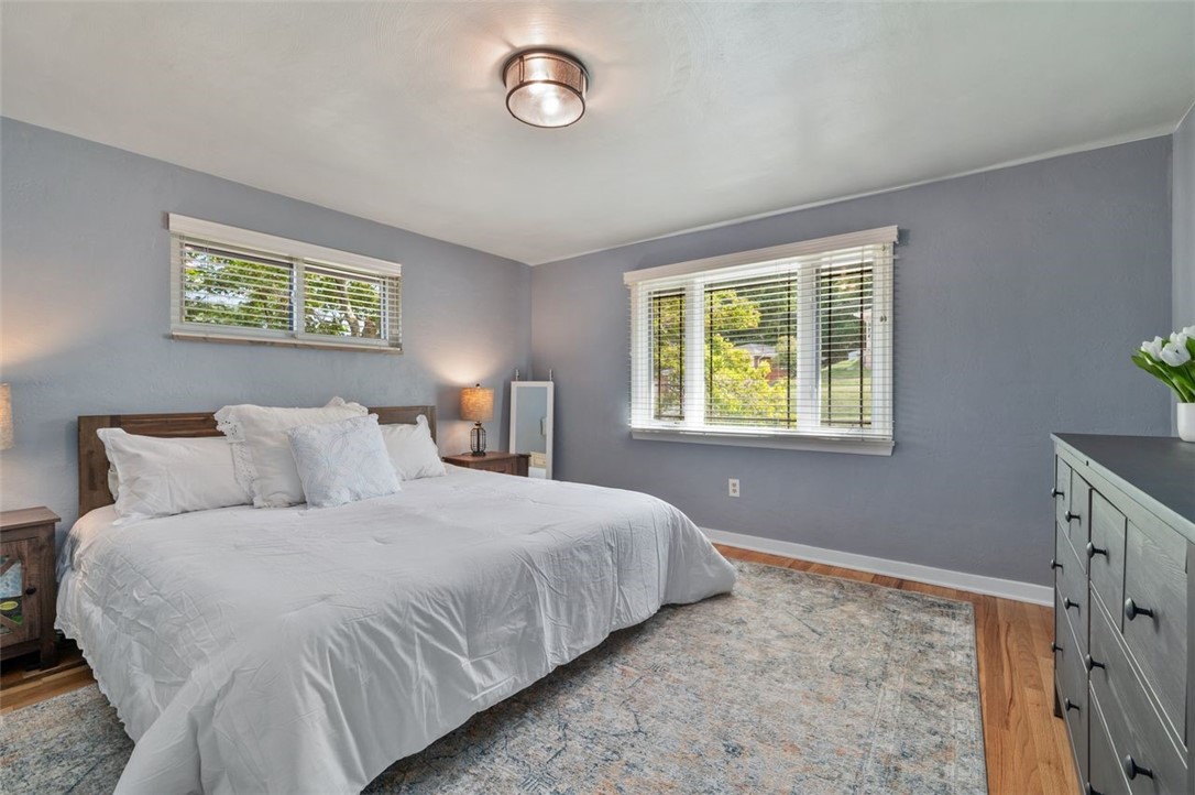 1110 Greenlawn Dr