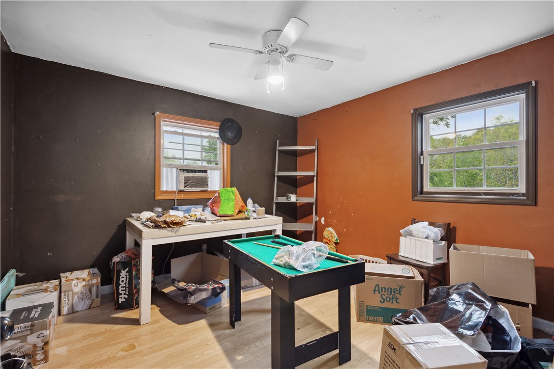 265 Johnston Rd