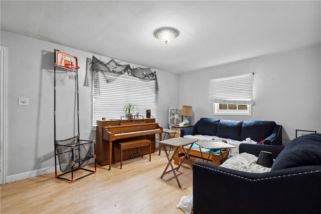 265 Johnston Rd