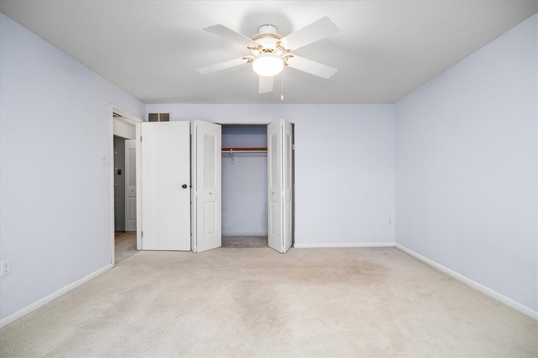 233 Pine Ct