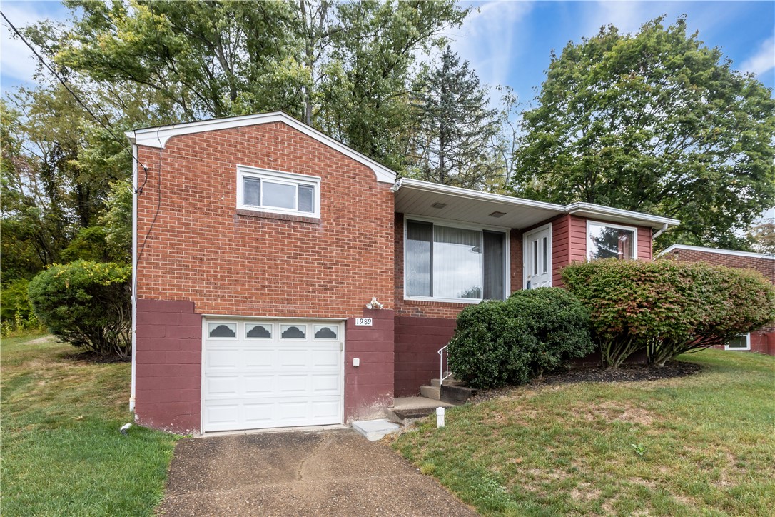 1989 Gregory Drive
