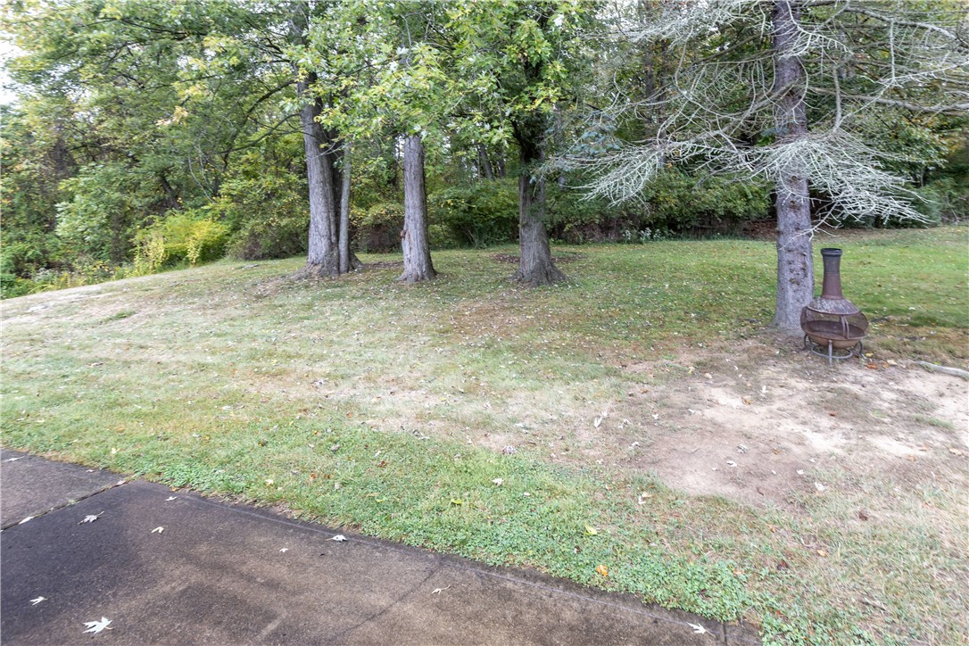 1989 Gregory Drive