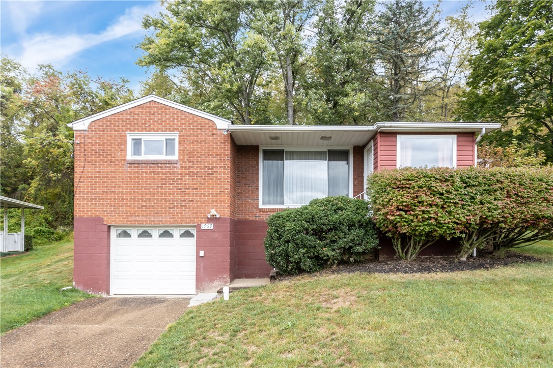 1989 Gregory Drive