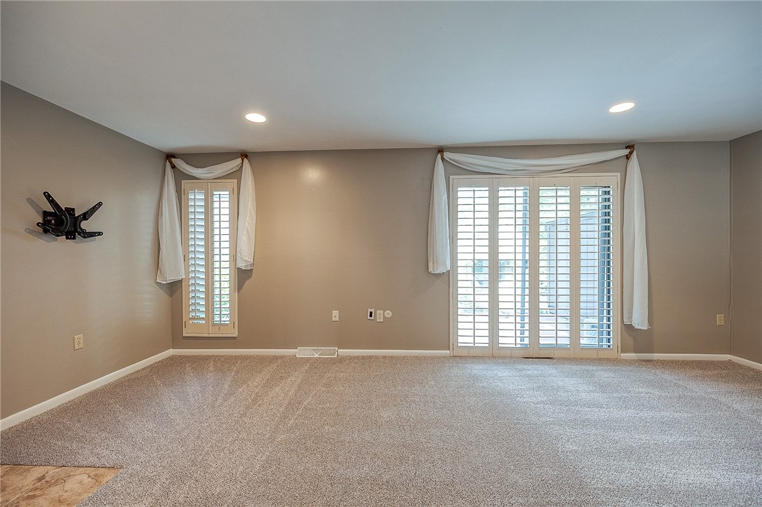 155 Linden Ct