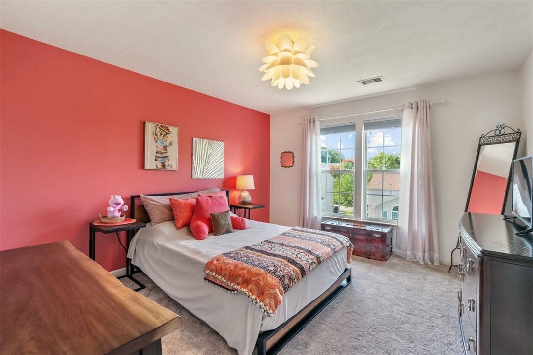 321 Village Dr