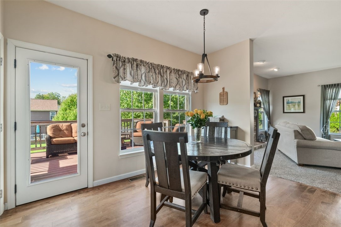 321 Village Dr