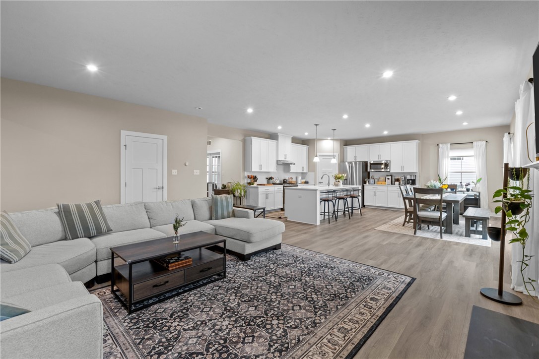 136 Woodsman Ridge Dr