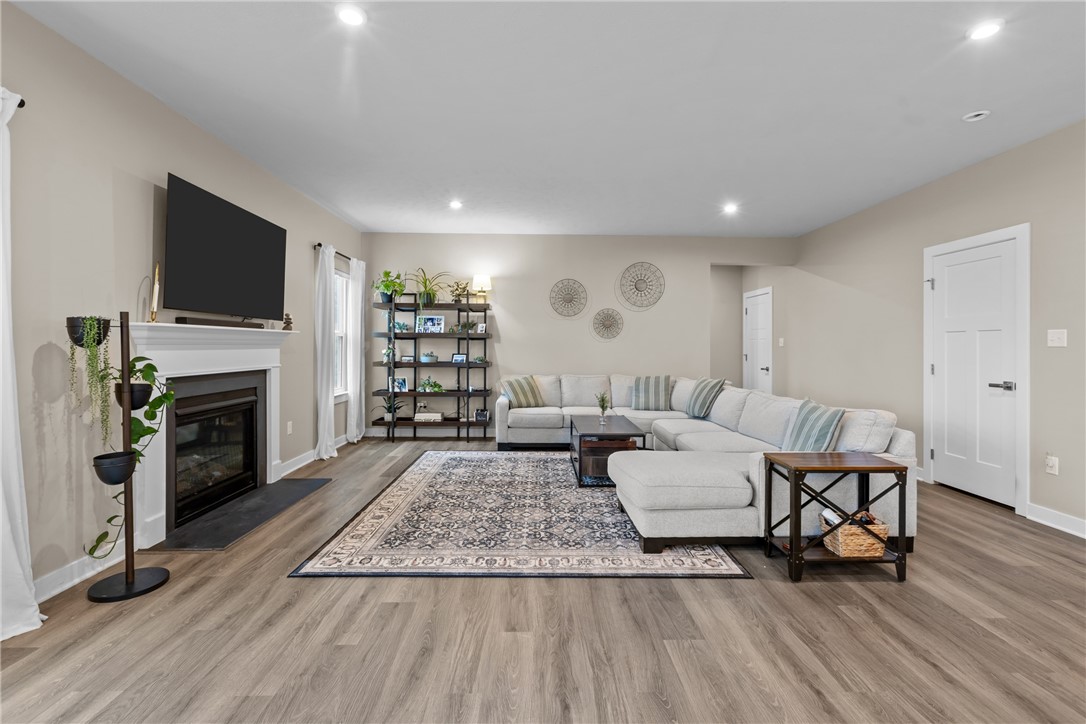 136 Woodsman Ridge Dr