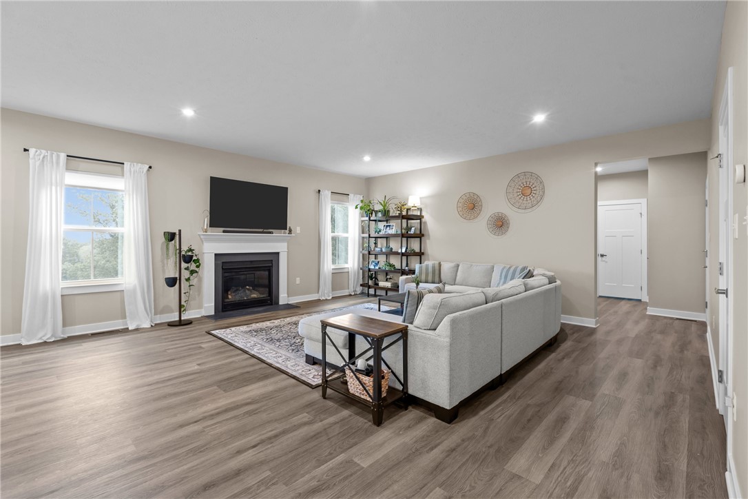 136 Woodsman Ridge Dr