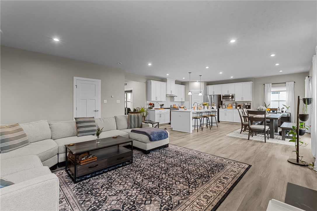 136 Woodsman Ridge Dr