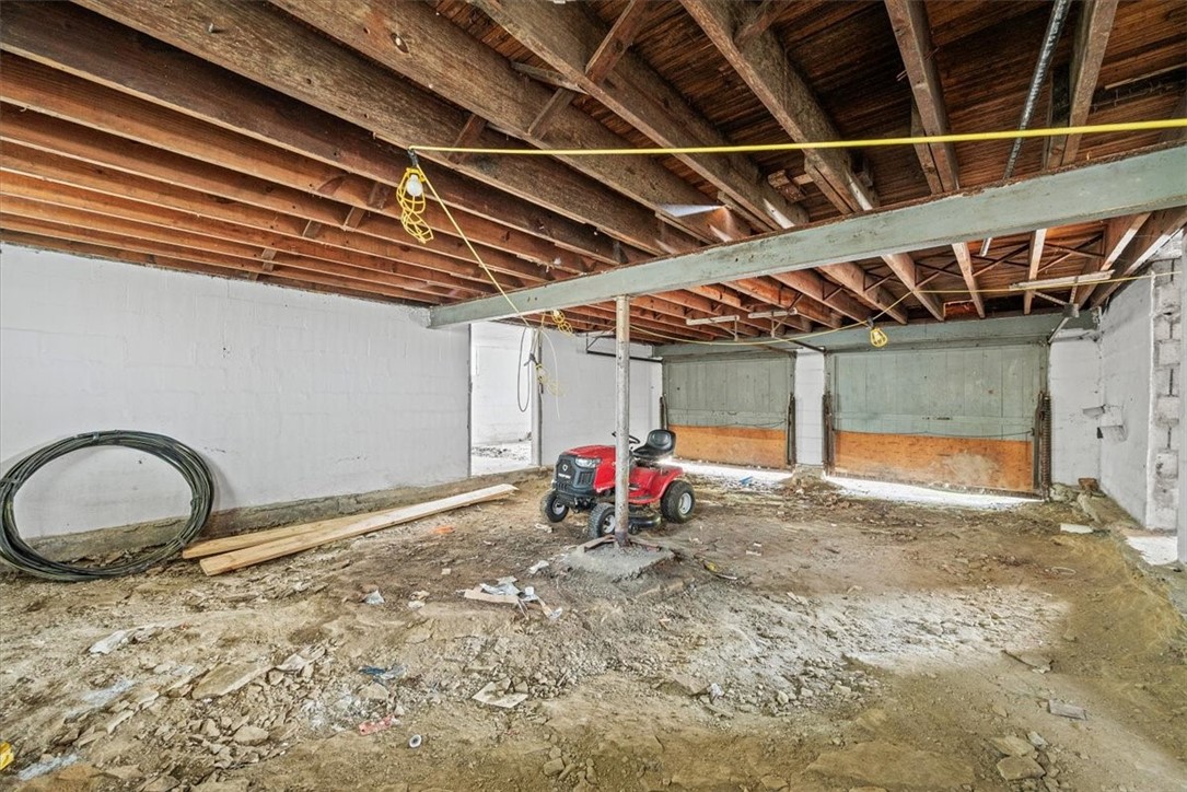 1211 Anderson Rd