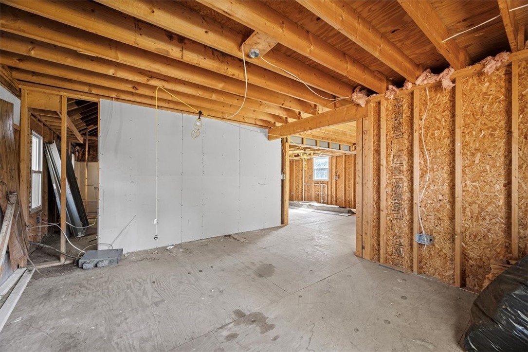 1211 Anderson Rd