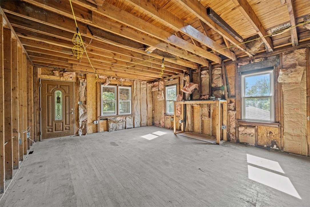 1211 Anderson Rd