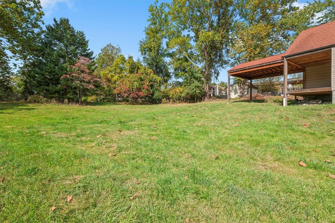 1211 Anderson Rd