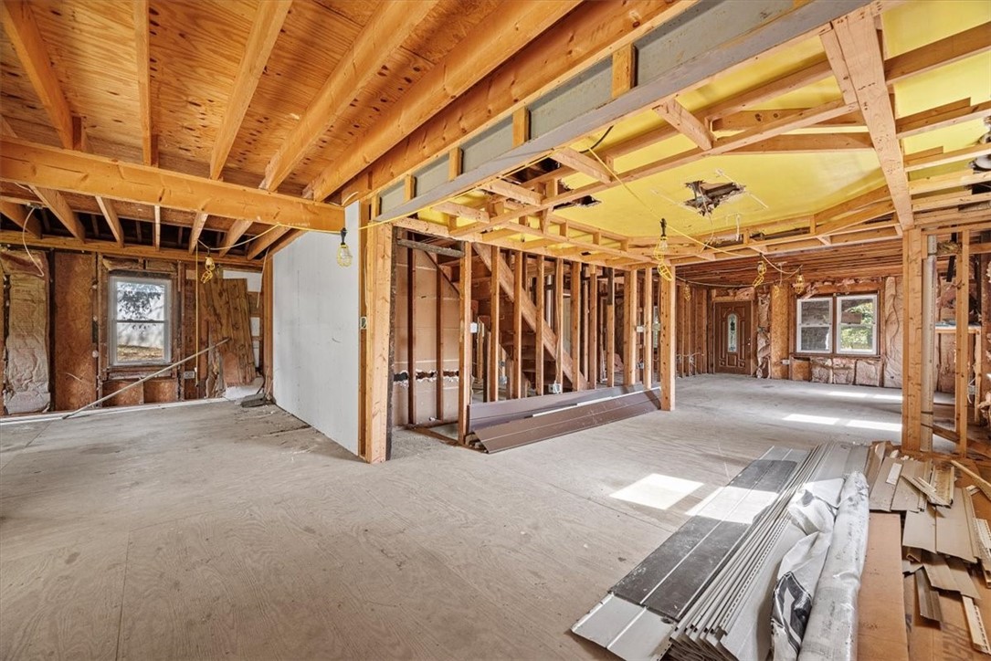 1211 Anderson Rd