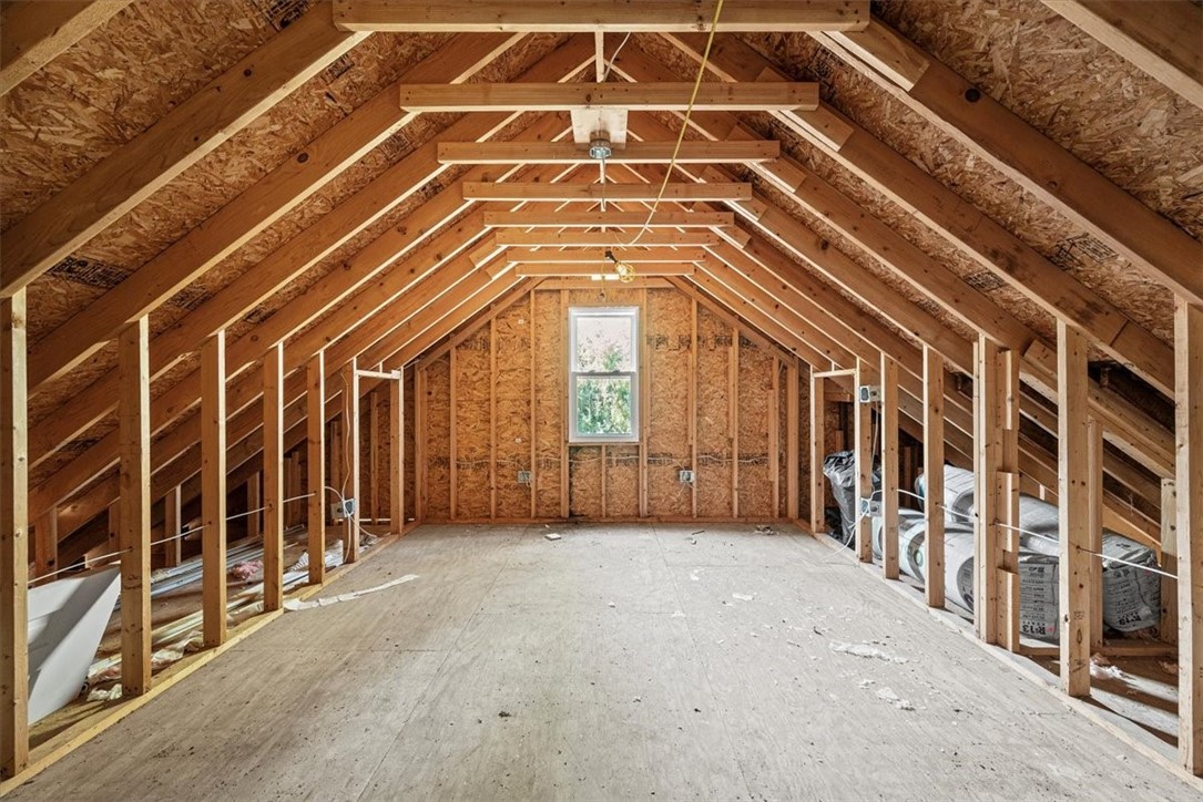 1211 Anderson Rd