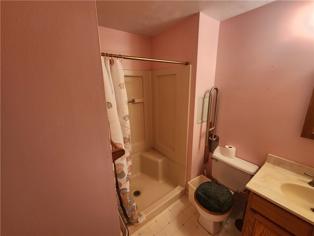 111 Cresent Dr