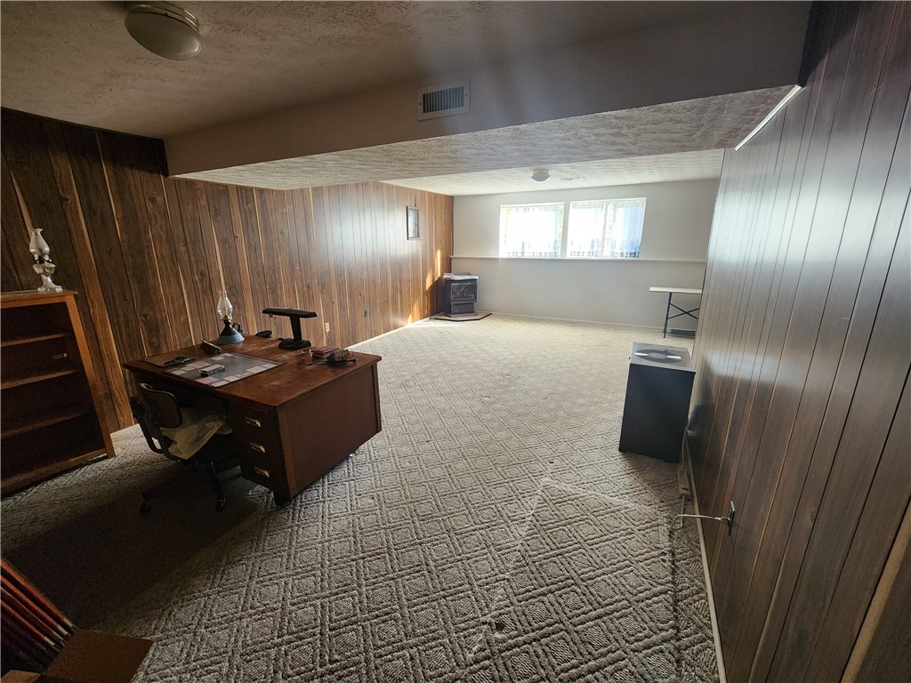 111 Cresent Dr