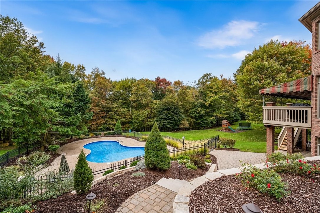 211 Whetherburn Dr