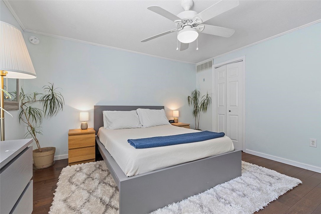 509 Newton Sq