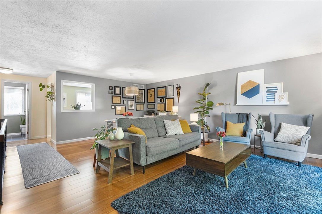 509 Newton Sq