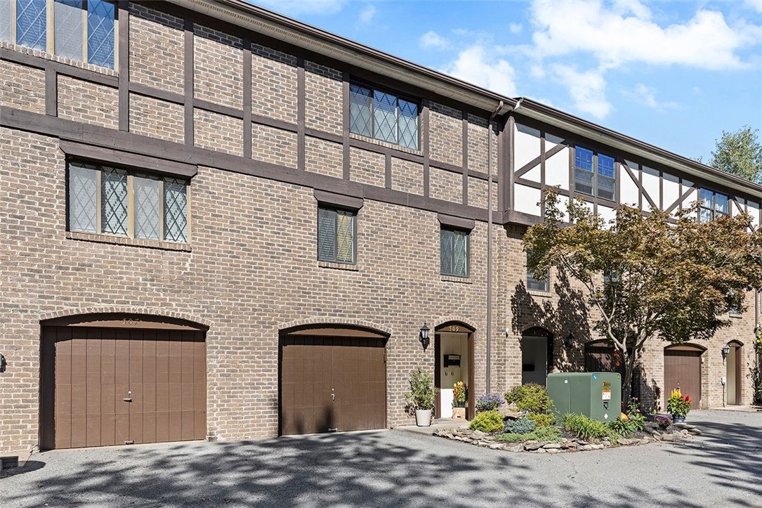 509 Newton Sq
