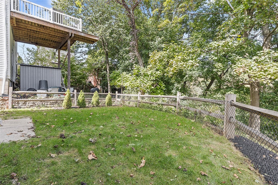 9 E Forest Ave
