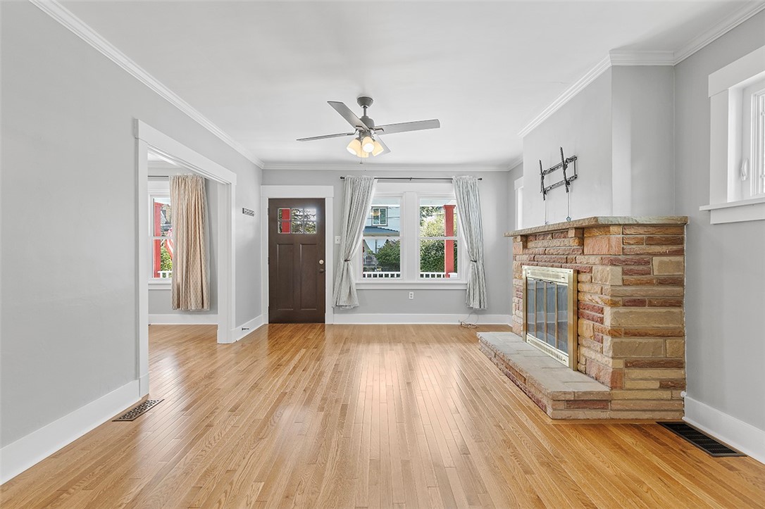 9 E Forest Ave