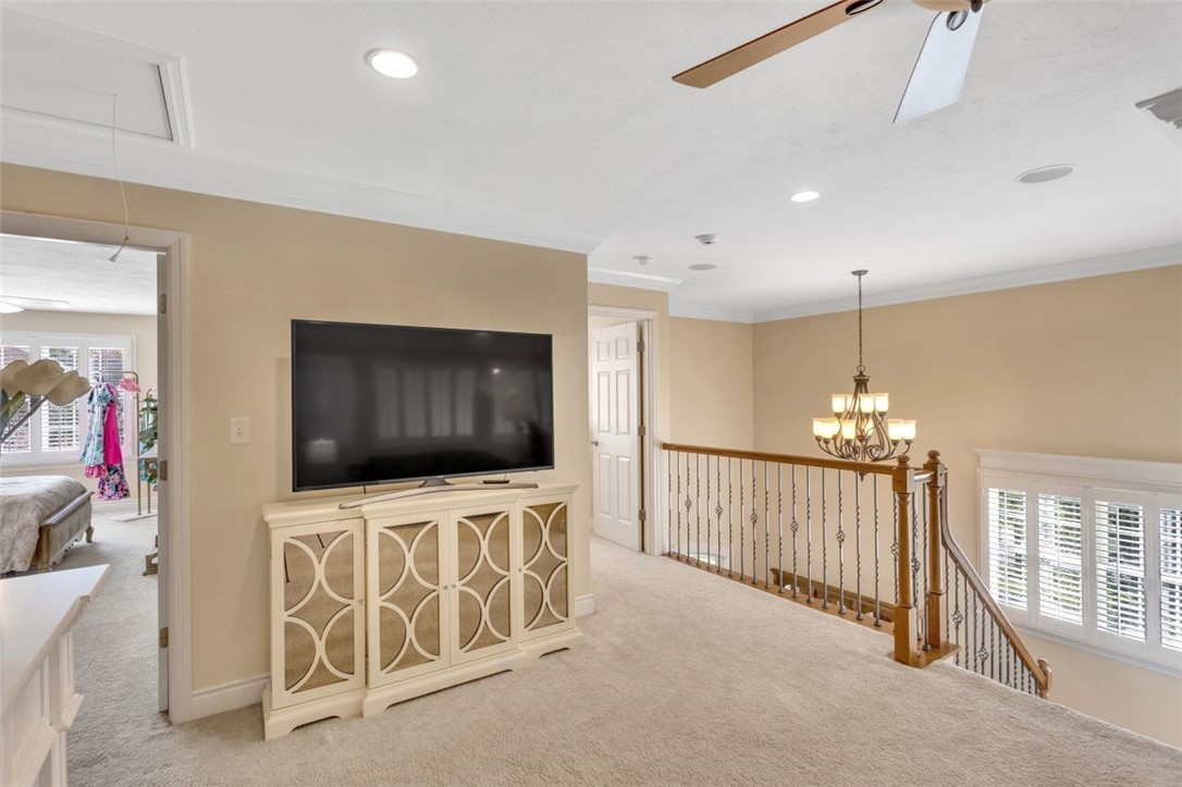 101 Redmond Ct
