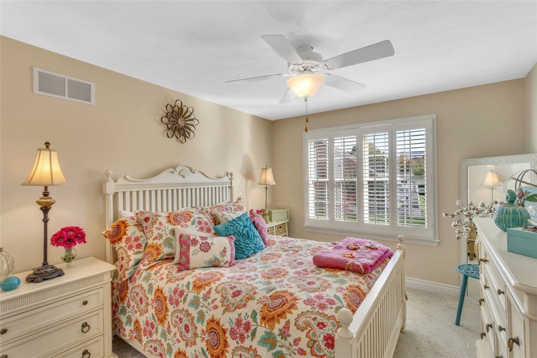 101 Redmond Ct