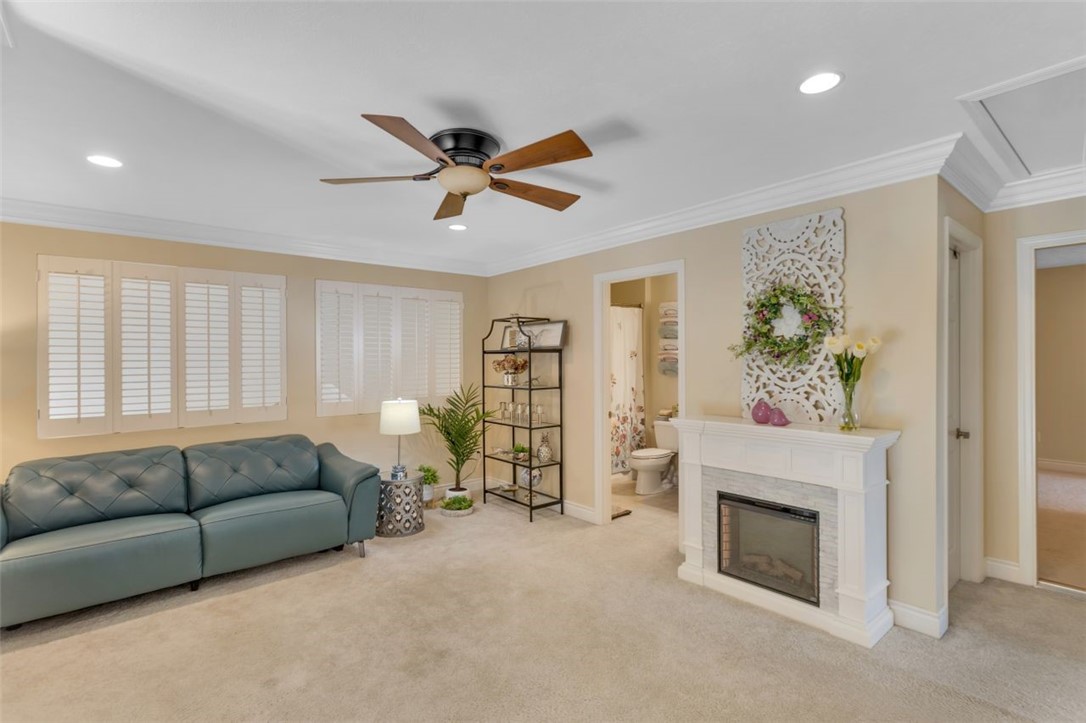 101 Redmond Ct