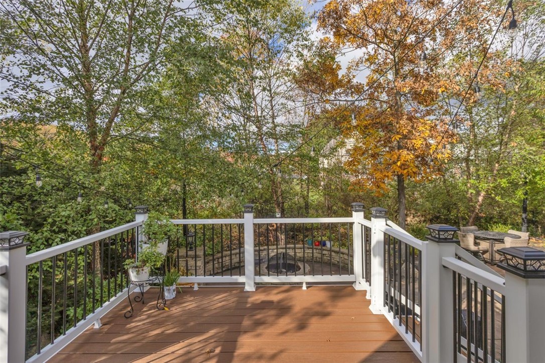 101 Redmond Ct