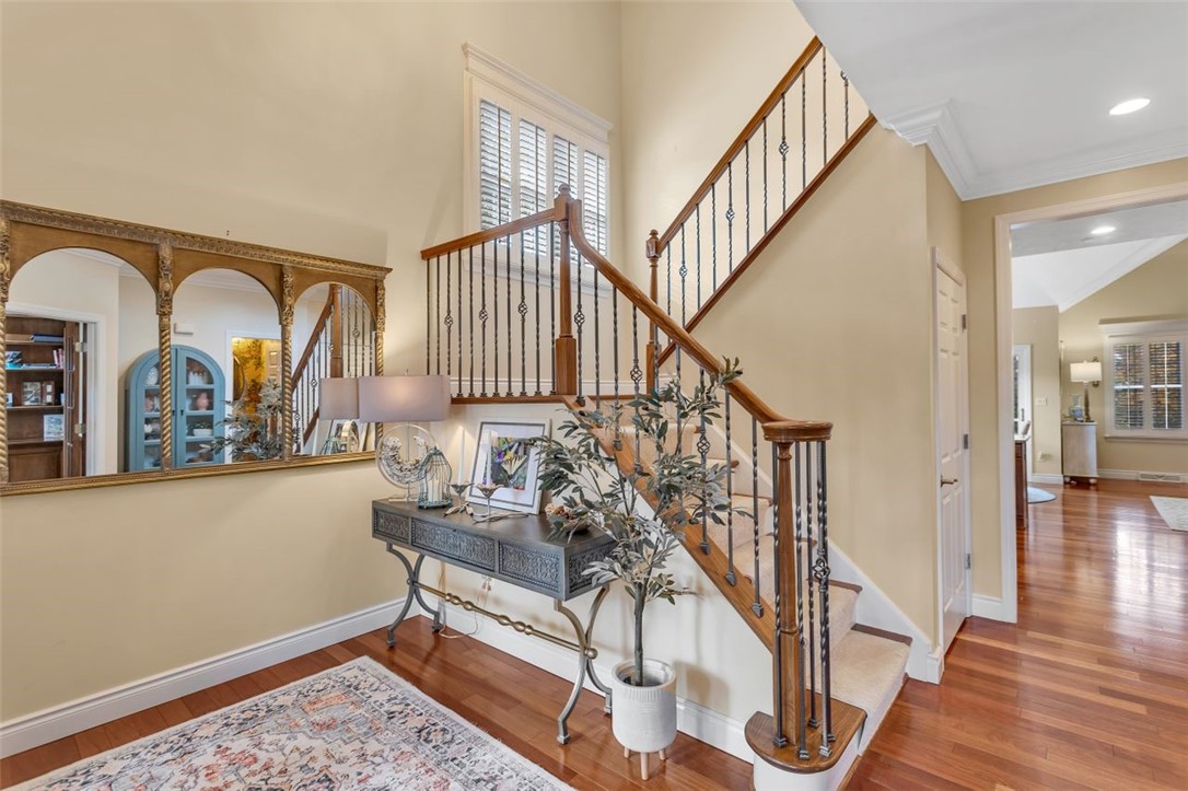 101 Redmond Ct
