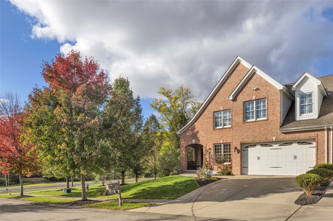 101 Redmond Ct