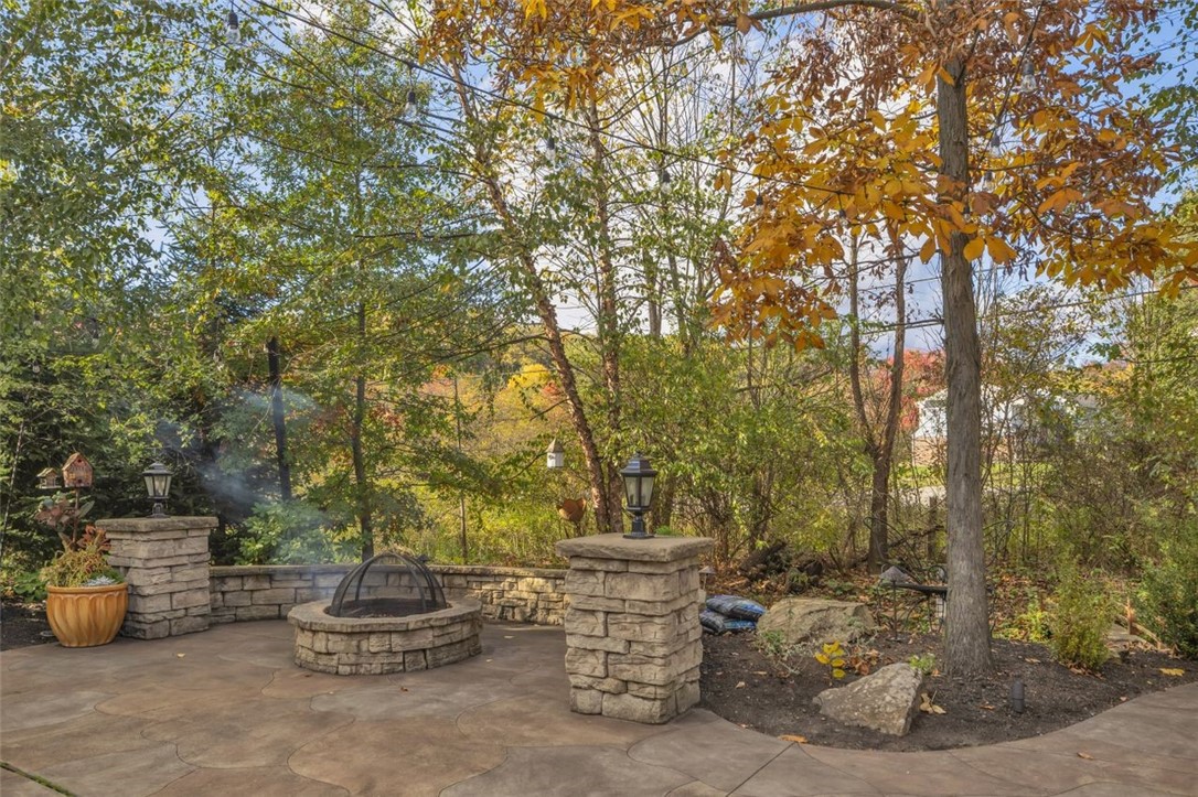 101 Redmond Ct