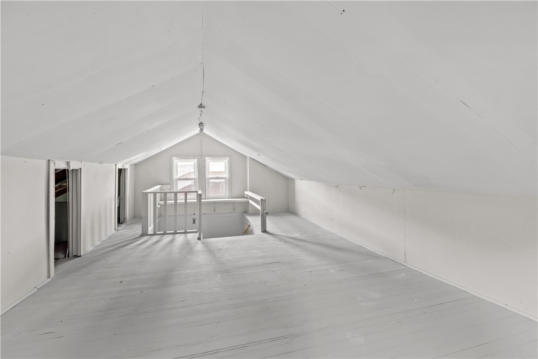 1305 Franklin Ave
