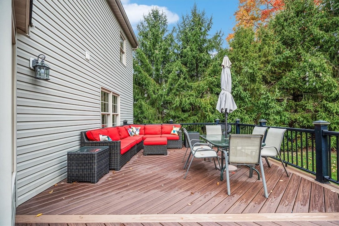 256 Fox Meadow Dr