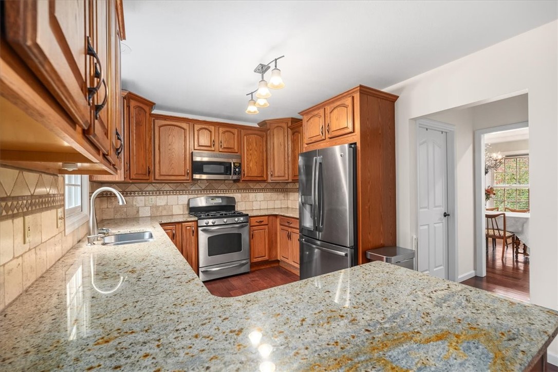 256 Fox Meadow Dr