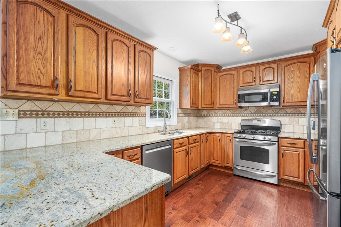 256 Fox Meadow Dr