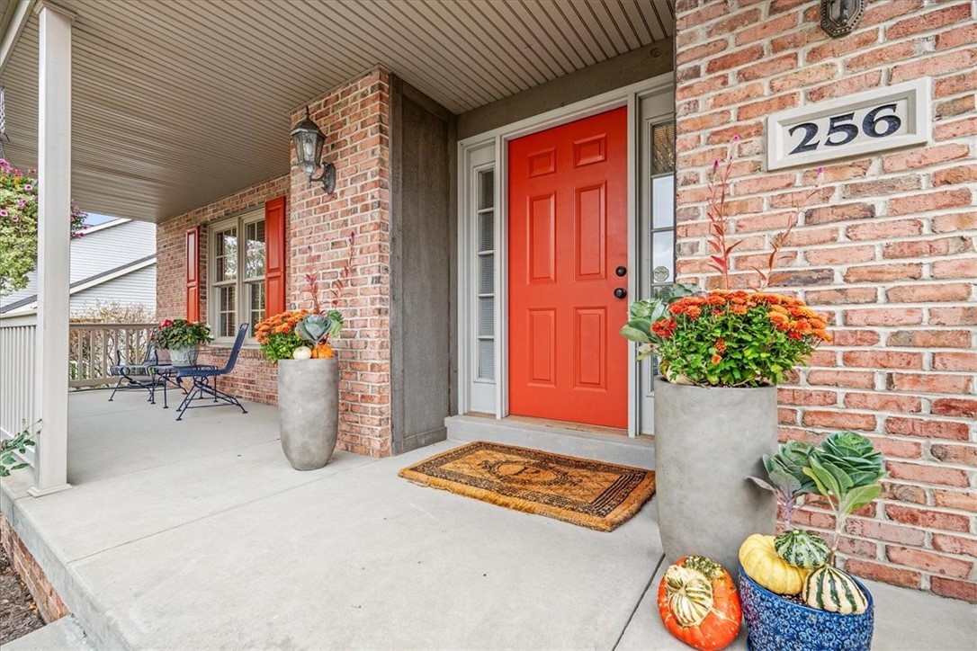 256 Fox Meadow Dr