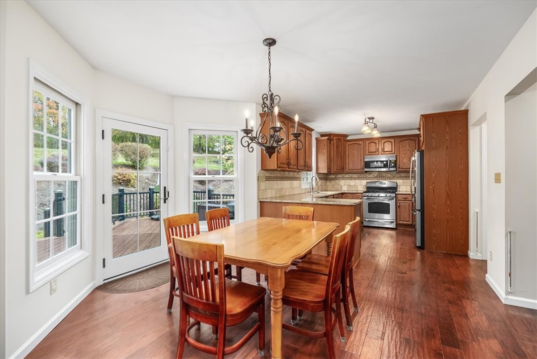 256 Fox Meadow Dr