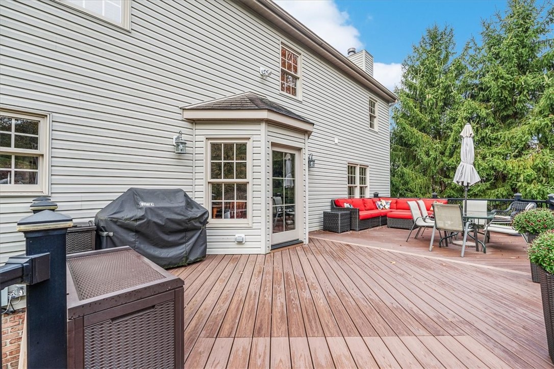 256 Fox Meadow Dr