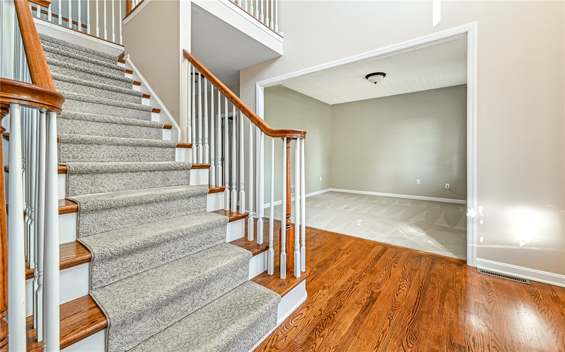 239 Pine Crest Ct