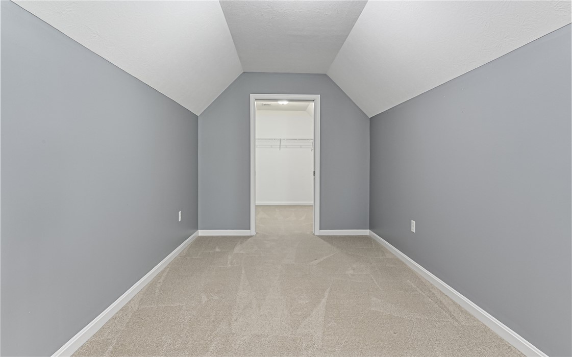 239 Pine Crest Ct
