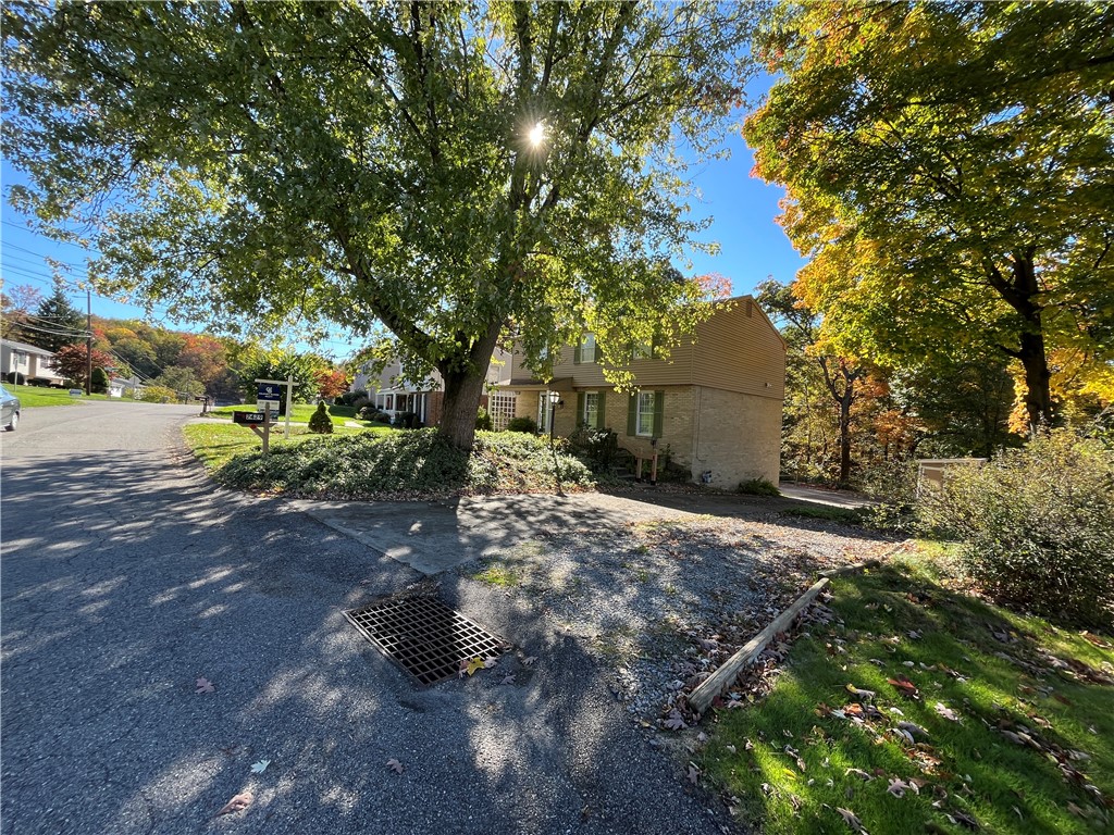 2429 Foxfield Drive