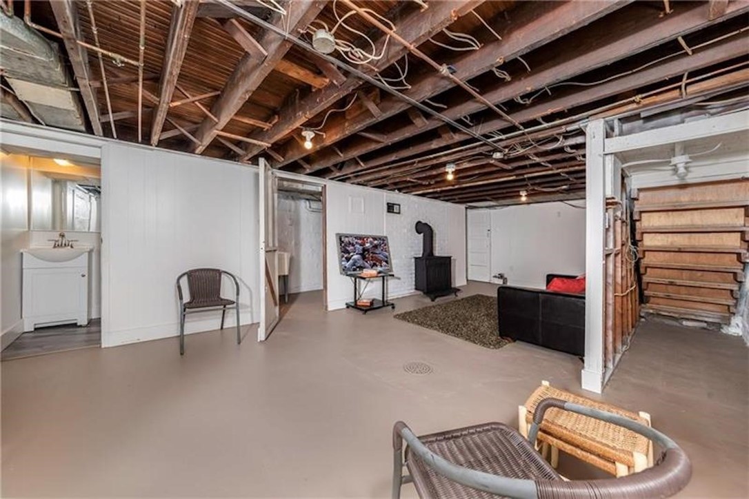 406 Overbrook Blvd