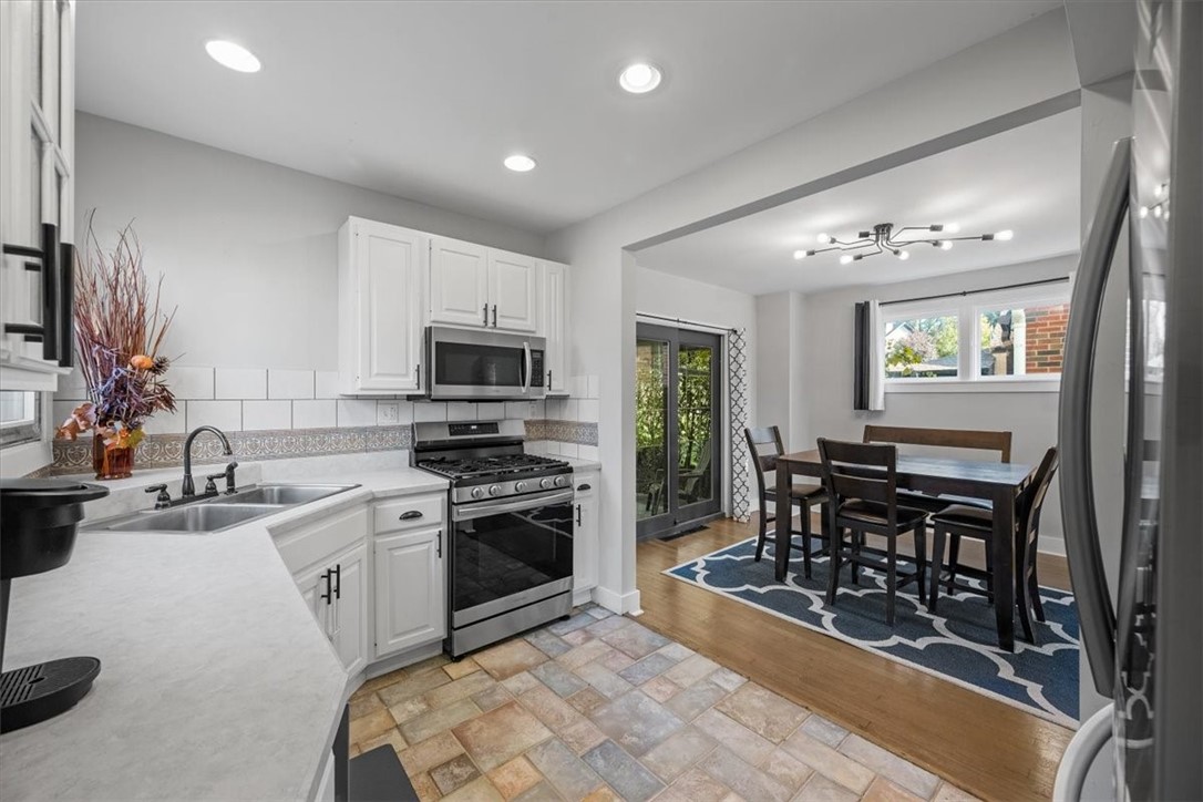 406 Overbrook Blvd